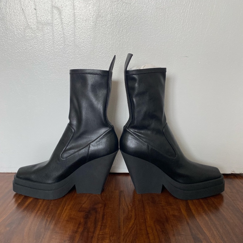 Gia Borghini Square Toe Leather Platforms